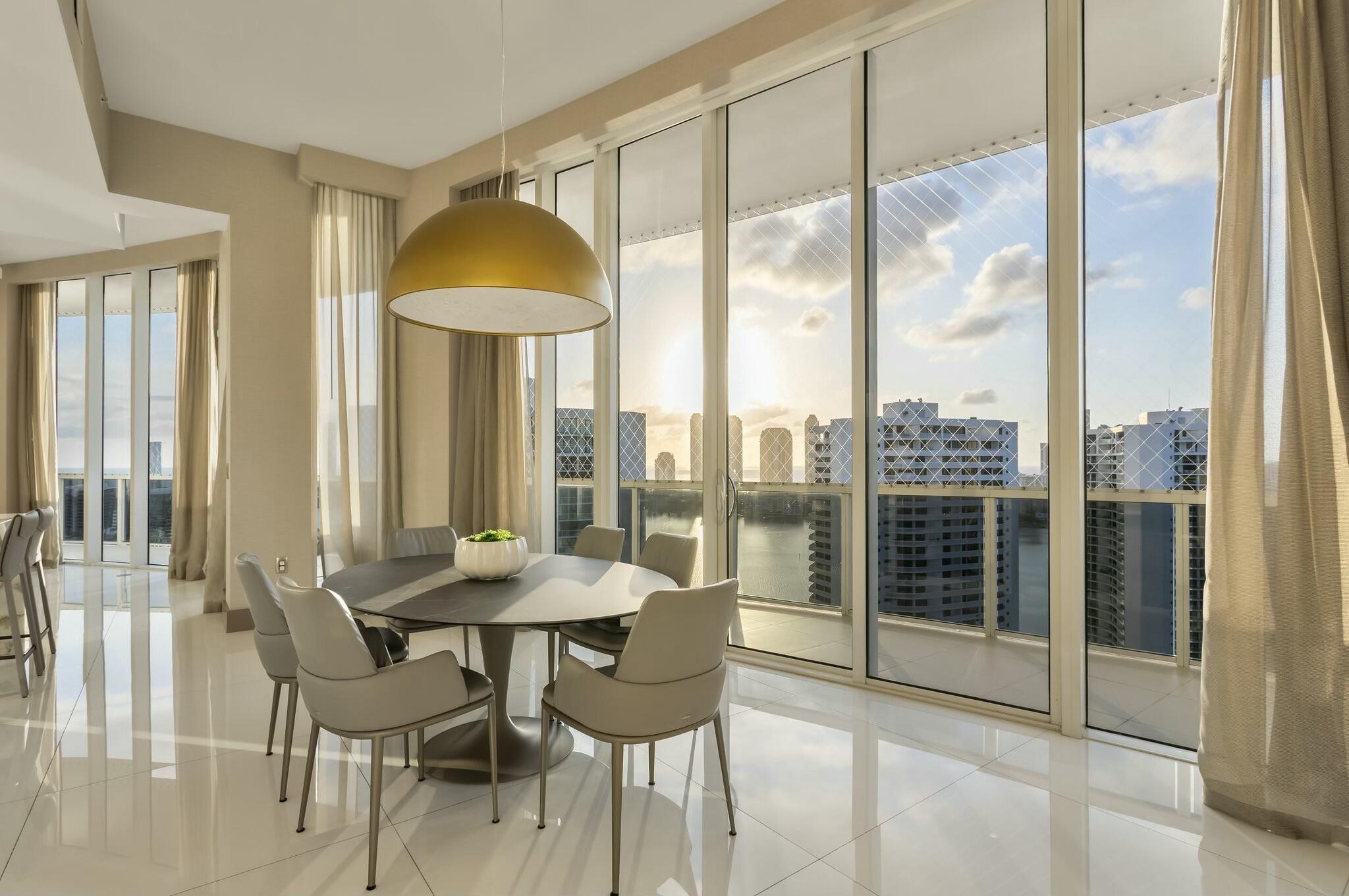 BELLINI AT WILLIAMS ISLAN - Residential