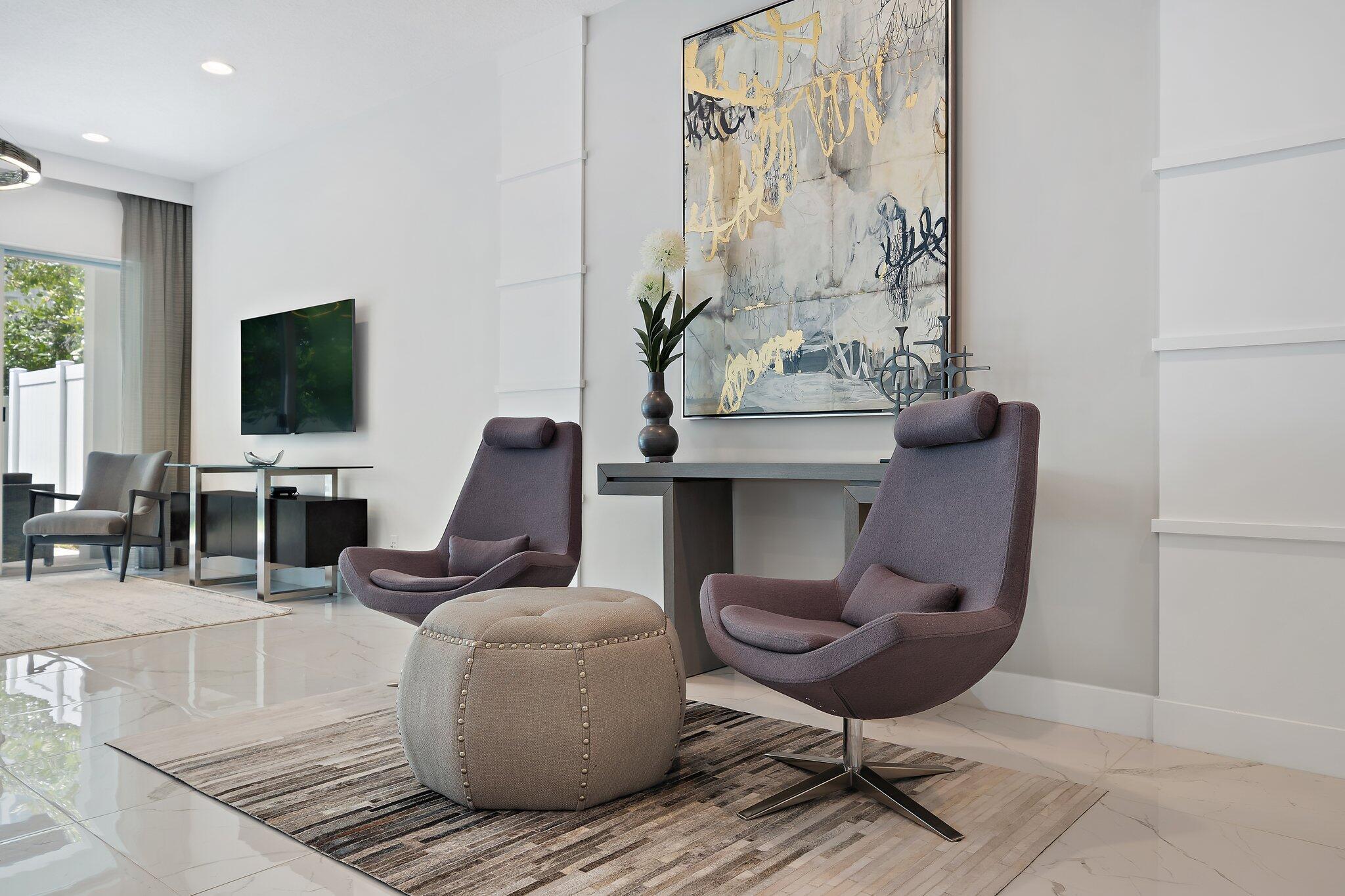 POINTE MIDTOWN - Residential