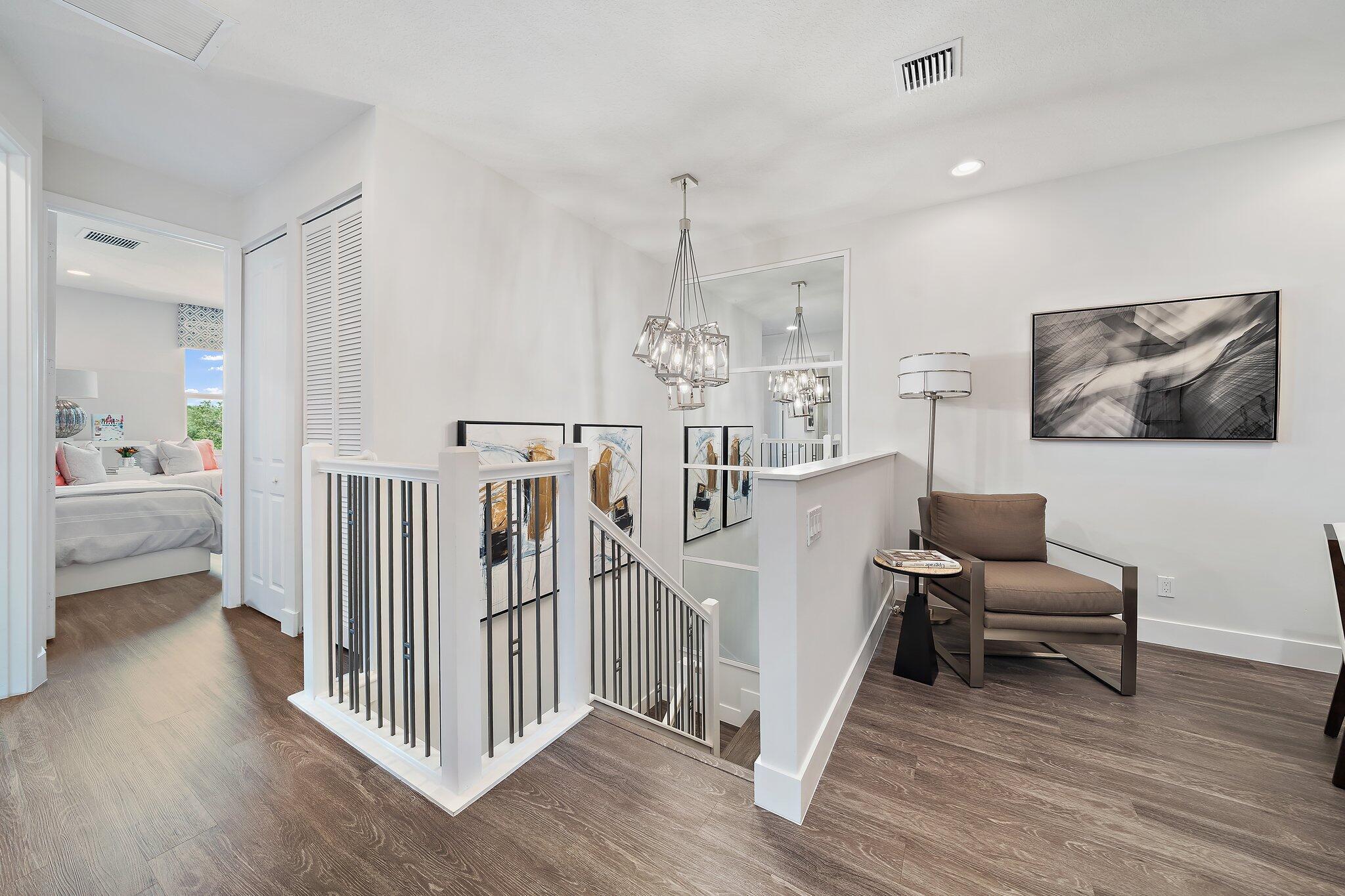 POINTE MIDTOWN - Residential