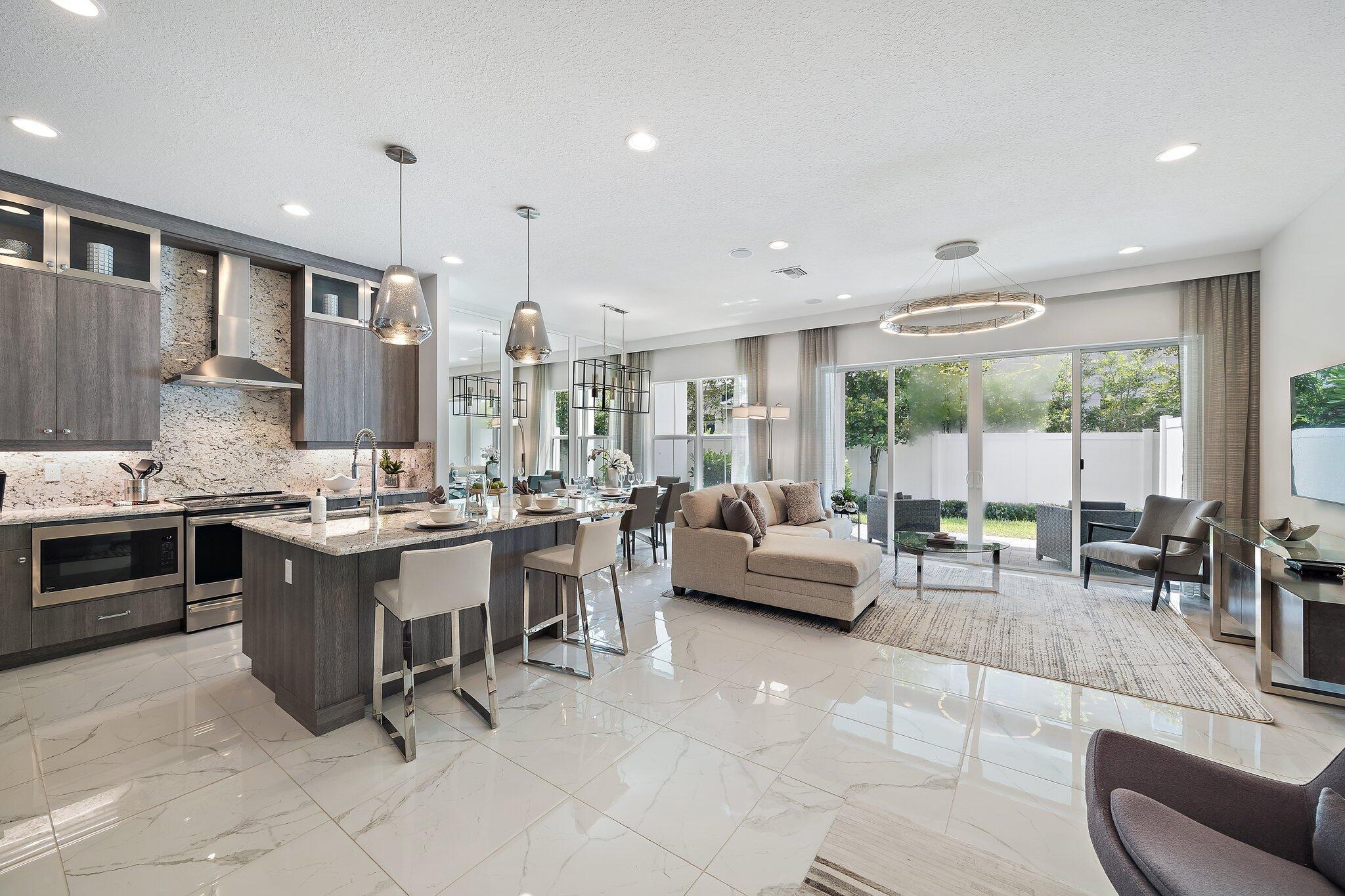 POINTE MIDTOWN - Residential