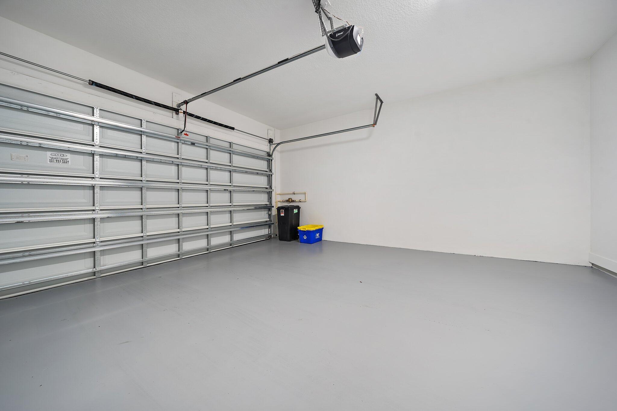 POINTE MIDTOWN - Residential