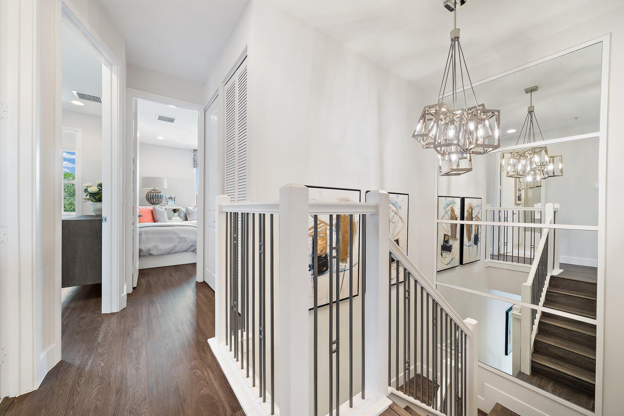 POINTE MIDTOWN - Residential