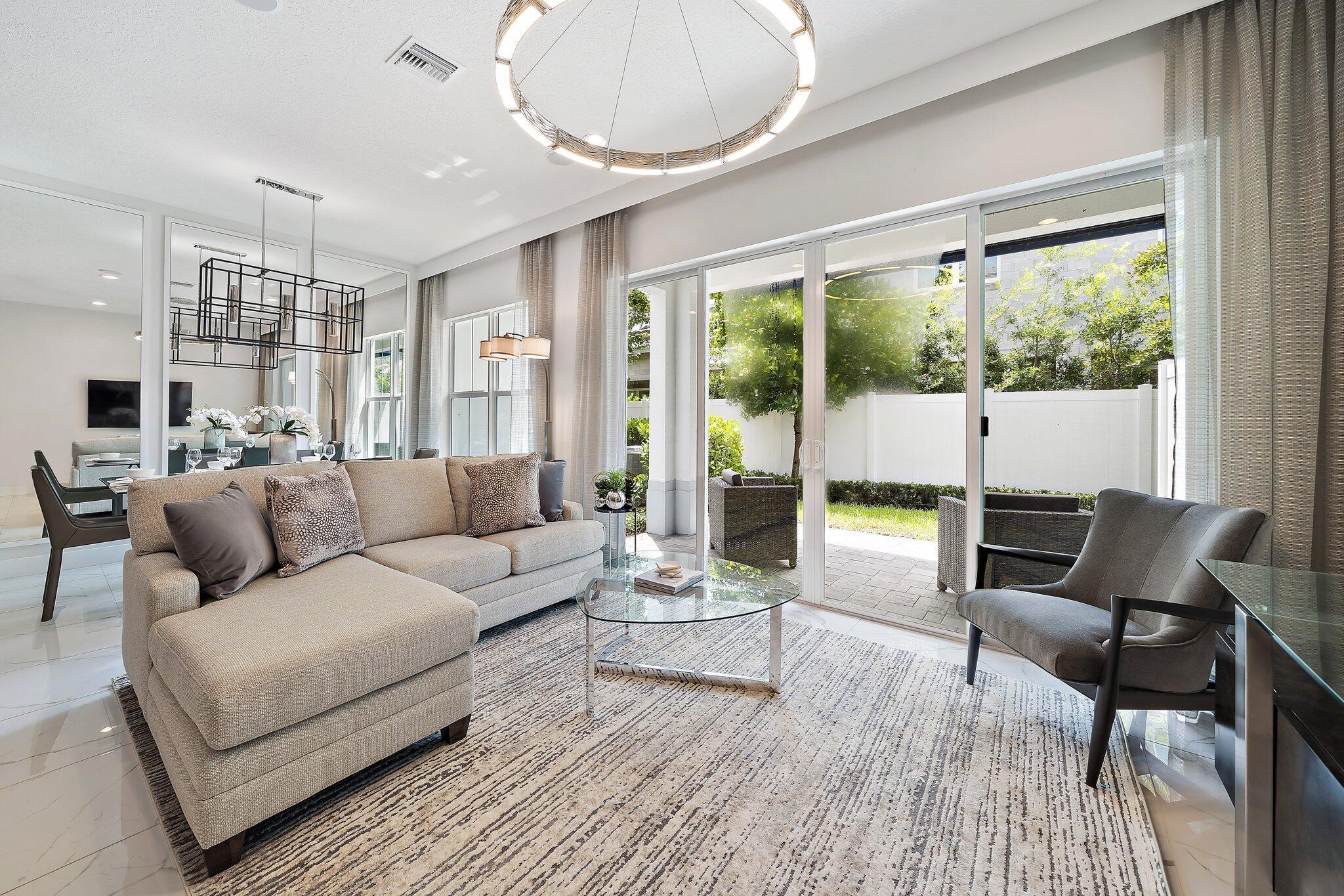 POINTE MIDTOWN - Residential