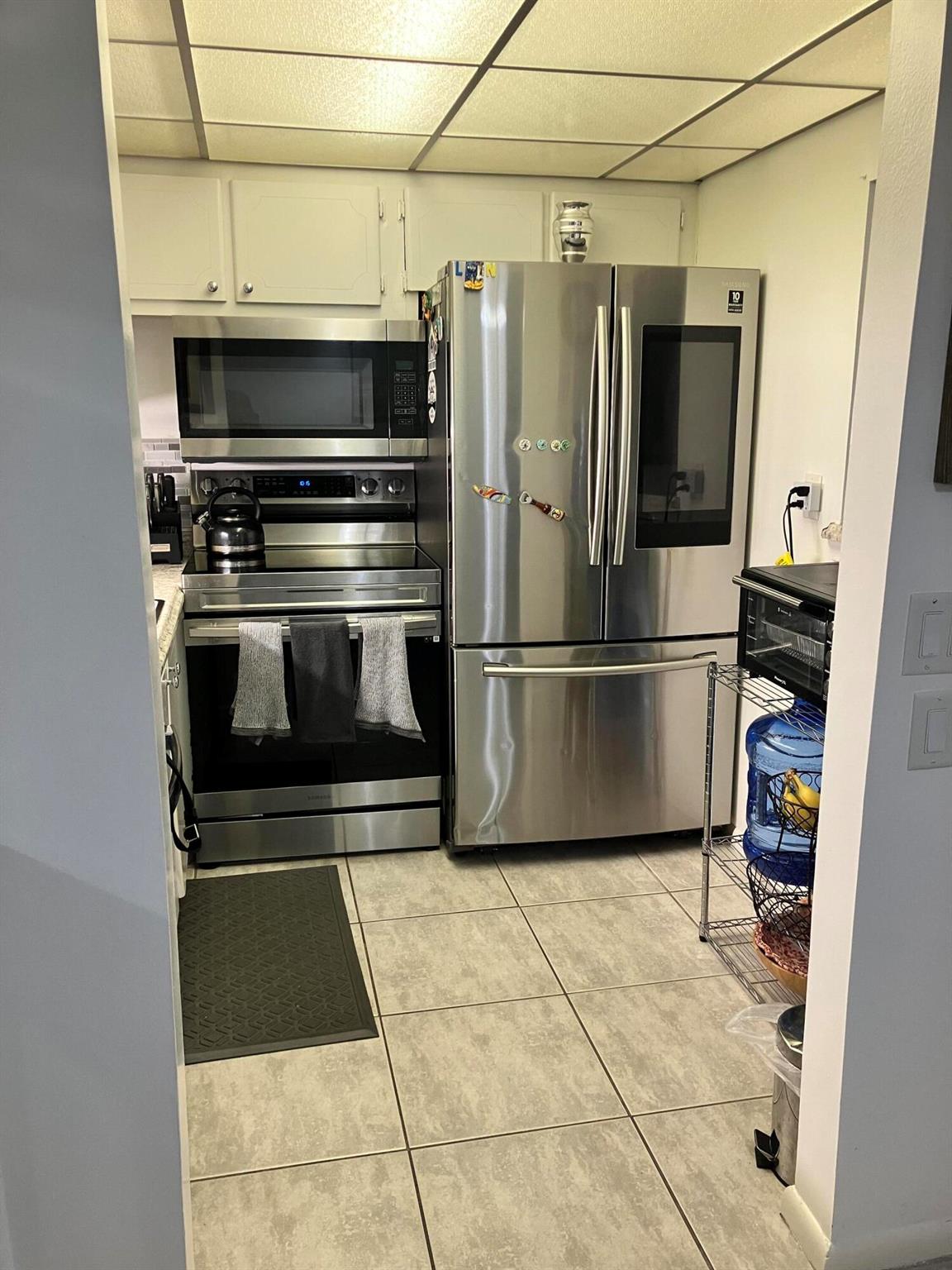 View photos, virtual tours, details... 312 Southampton A