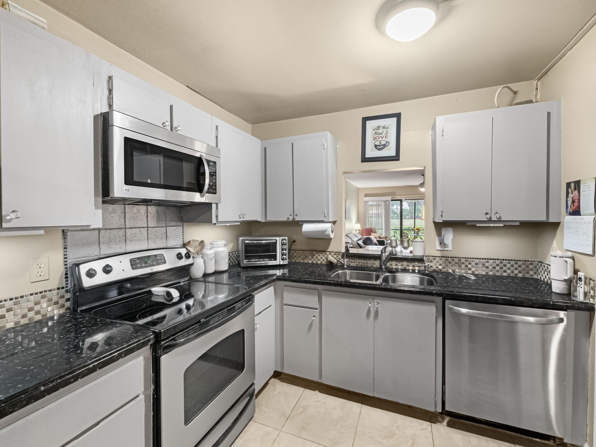 2916 SW 22nd Circle 201b