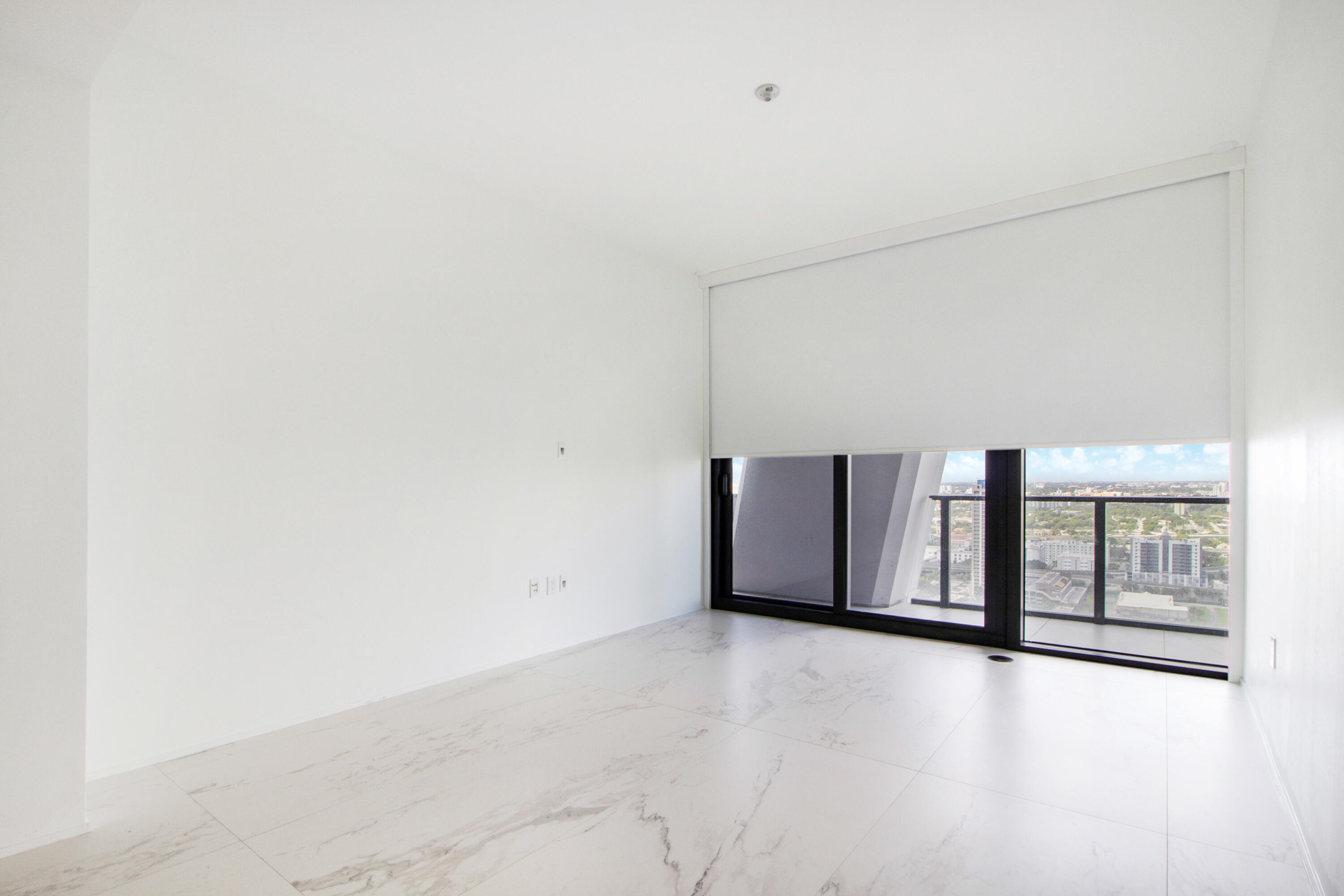 ONE THOUSAND MUSEUM CONDO - Residential