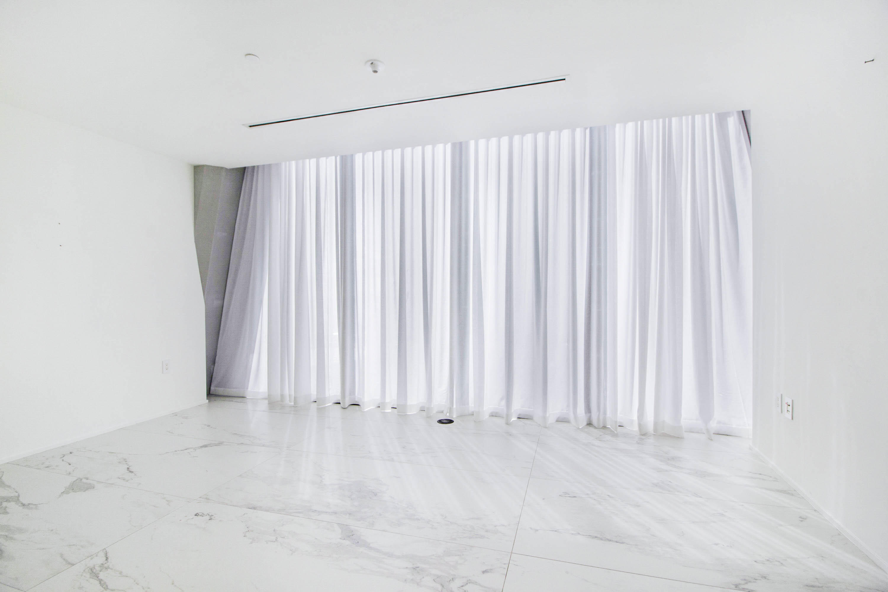 ONE THOUSAND MUSEUM CONDO - Residential