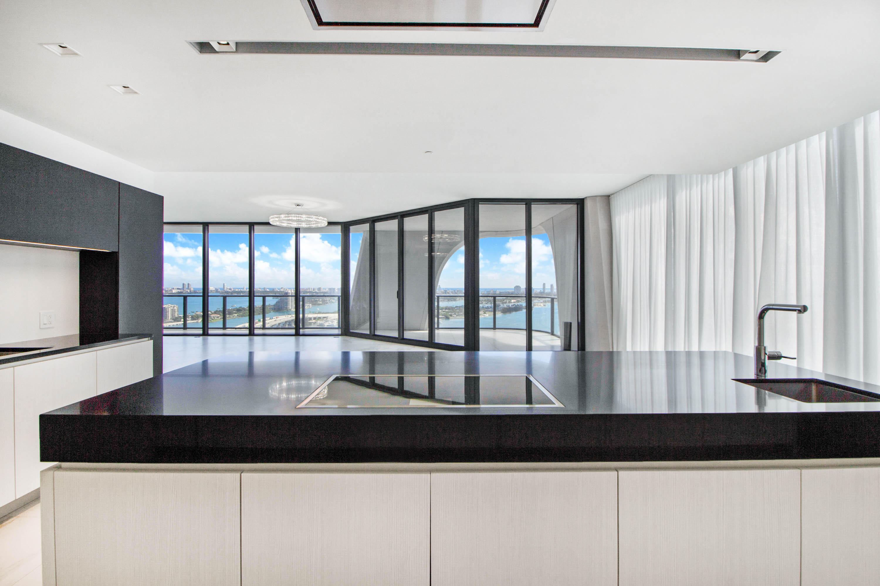 ONE THOUSAND MUSEUM CONDO - Residential