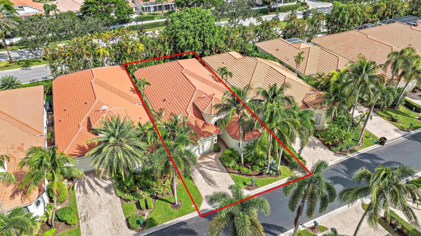 8464 Legend Club Drive