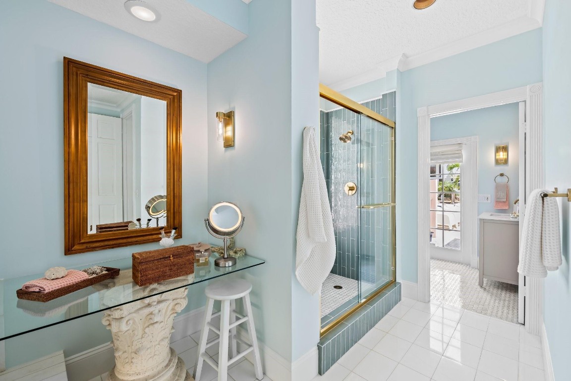 Hillsboro Isles 29-4 B - Residential