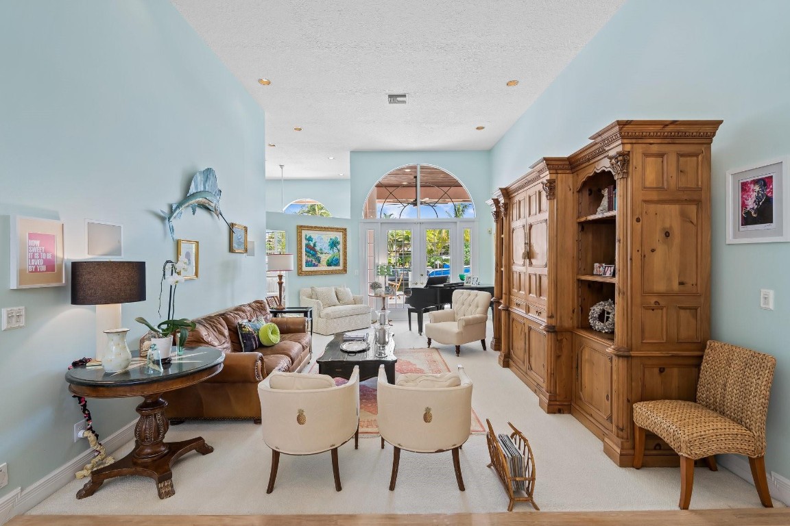 Hillsboro Isles 29-4 B - Residential