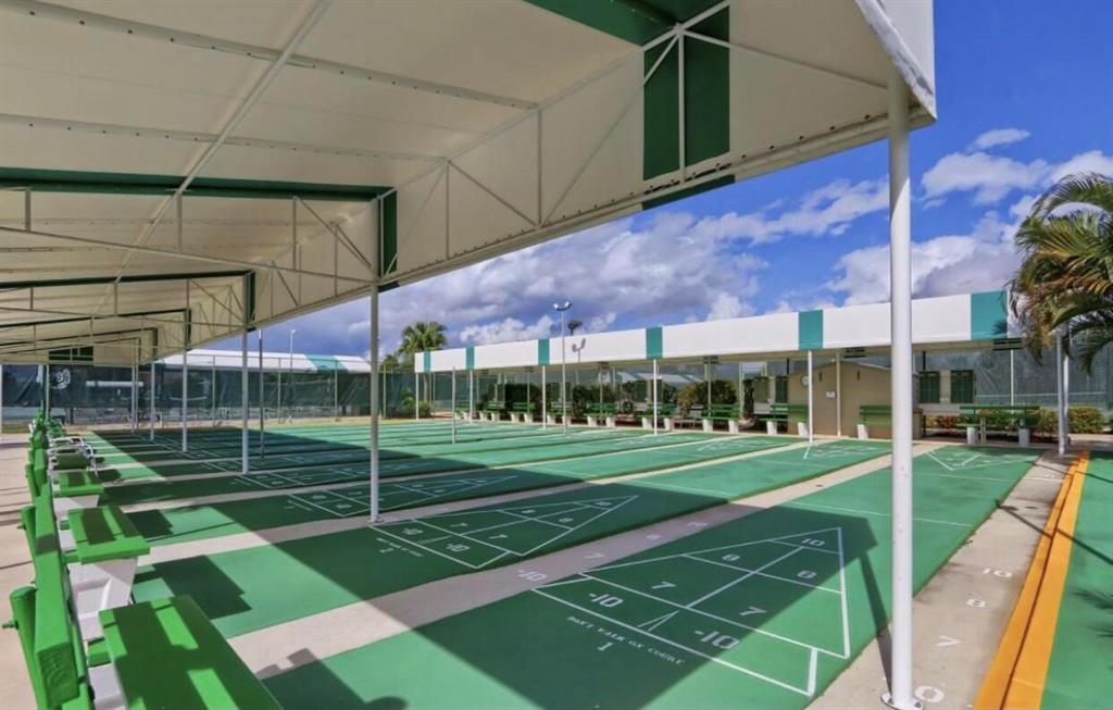 PALM GREENS AT VILLA DEL RAY CONDO - Residential