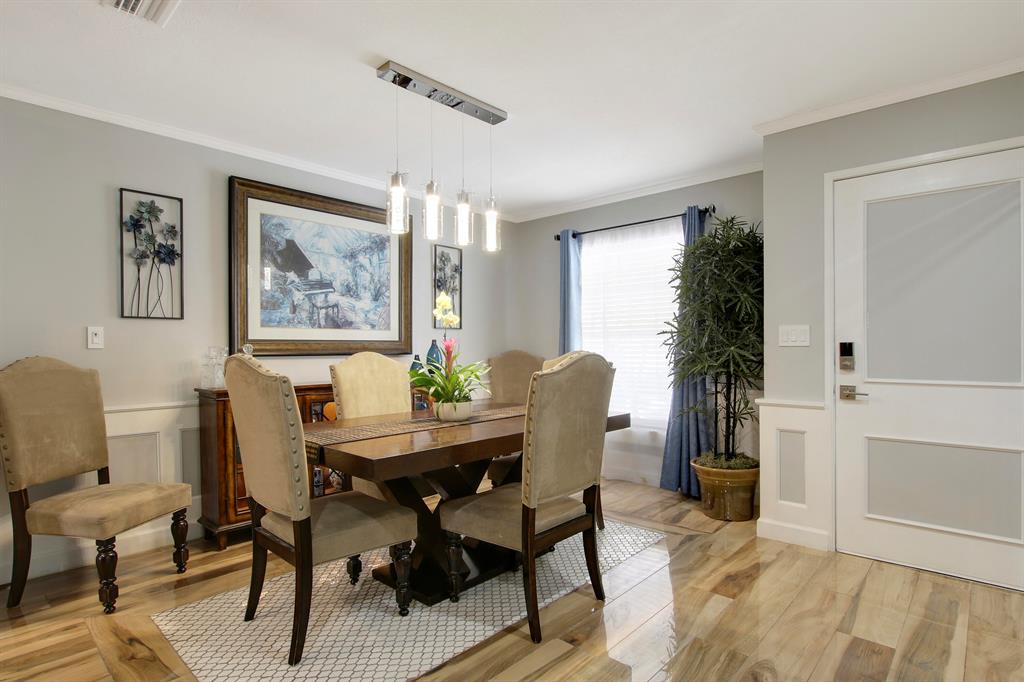 PALM GREENS AT VILLA DEL RAY CONDO - Residential