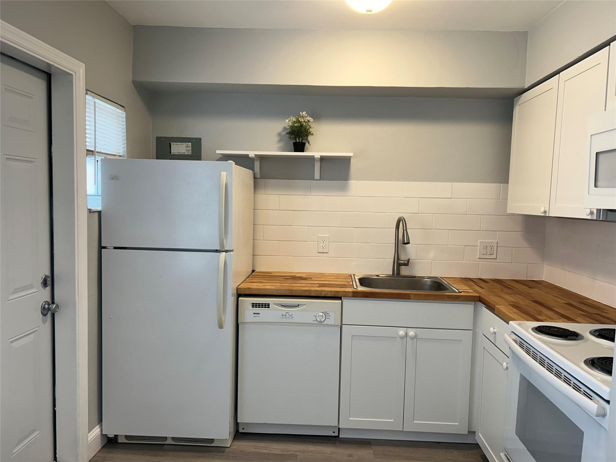 840 NE 17th Ave 1