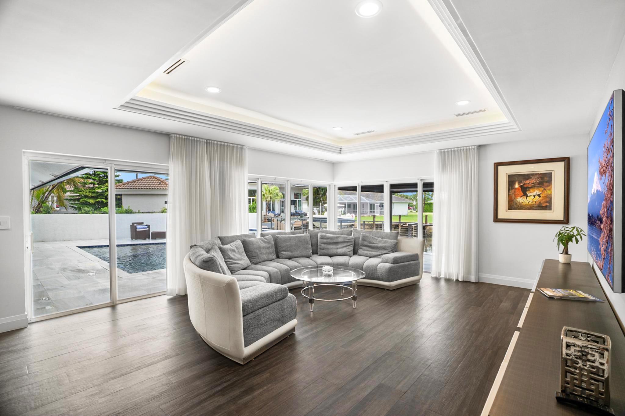 TROPIC ISLE 4TH SEC - Residential