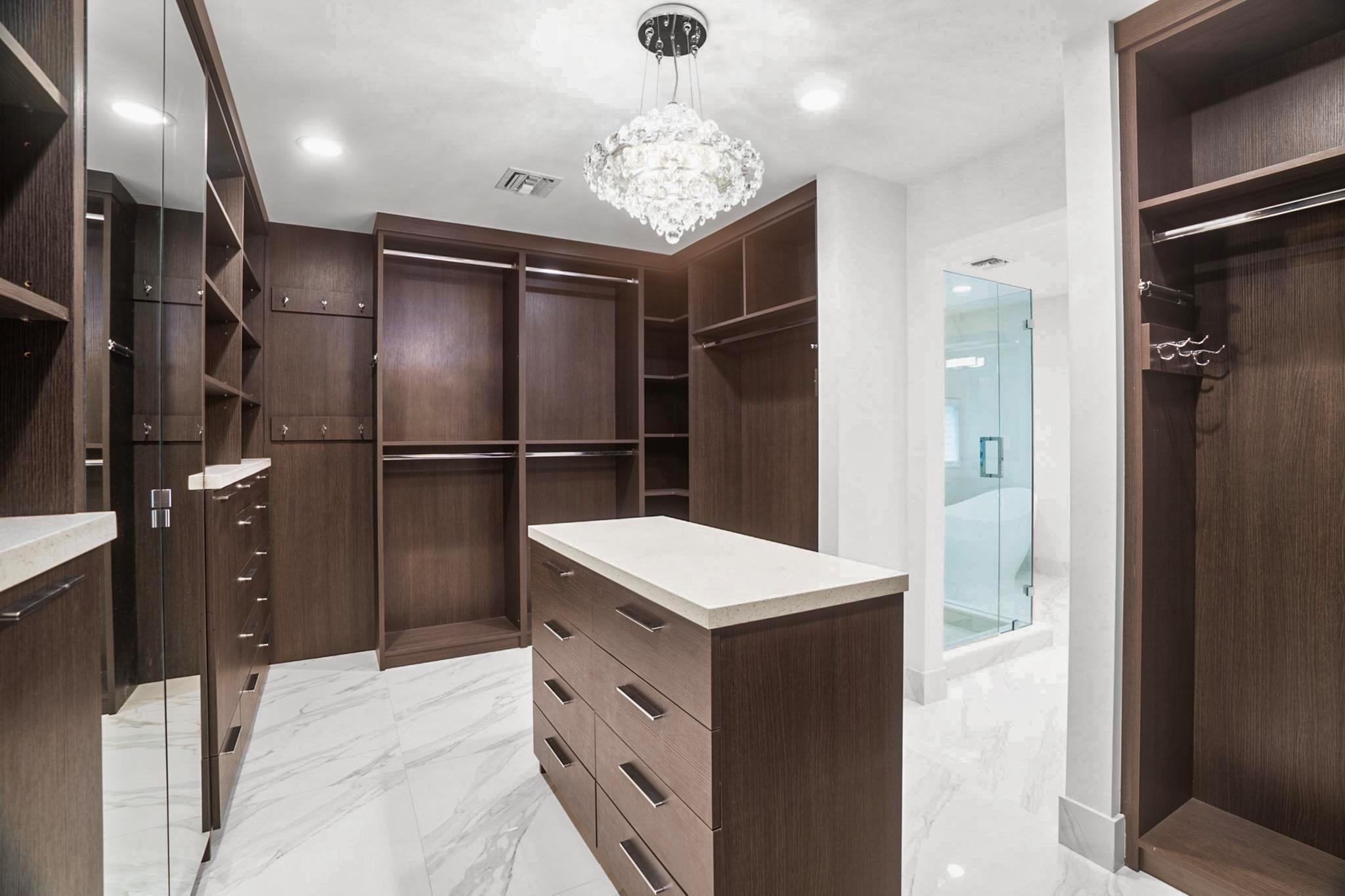 TROPIC ISLE 4TH SEC - Residential