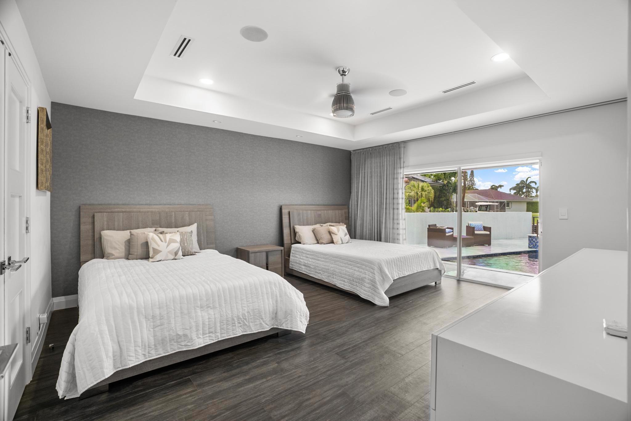 TROPIC ISLE 4TH SEC - Residential