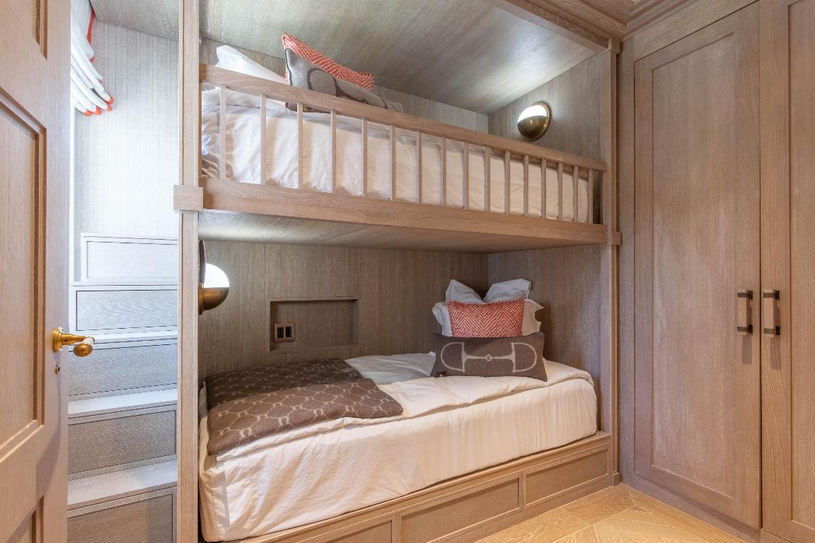 PHIPPS PLAZA - Residential