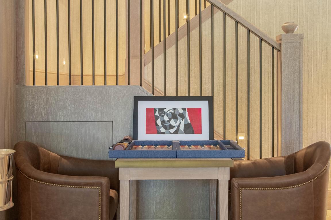 PHIPPS PLAZA - Residential