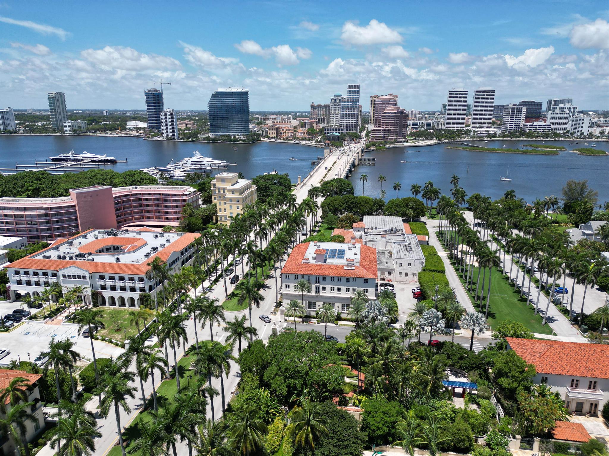 PHIPPS PLAZA - Residential