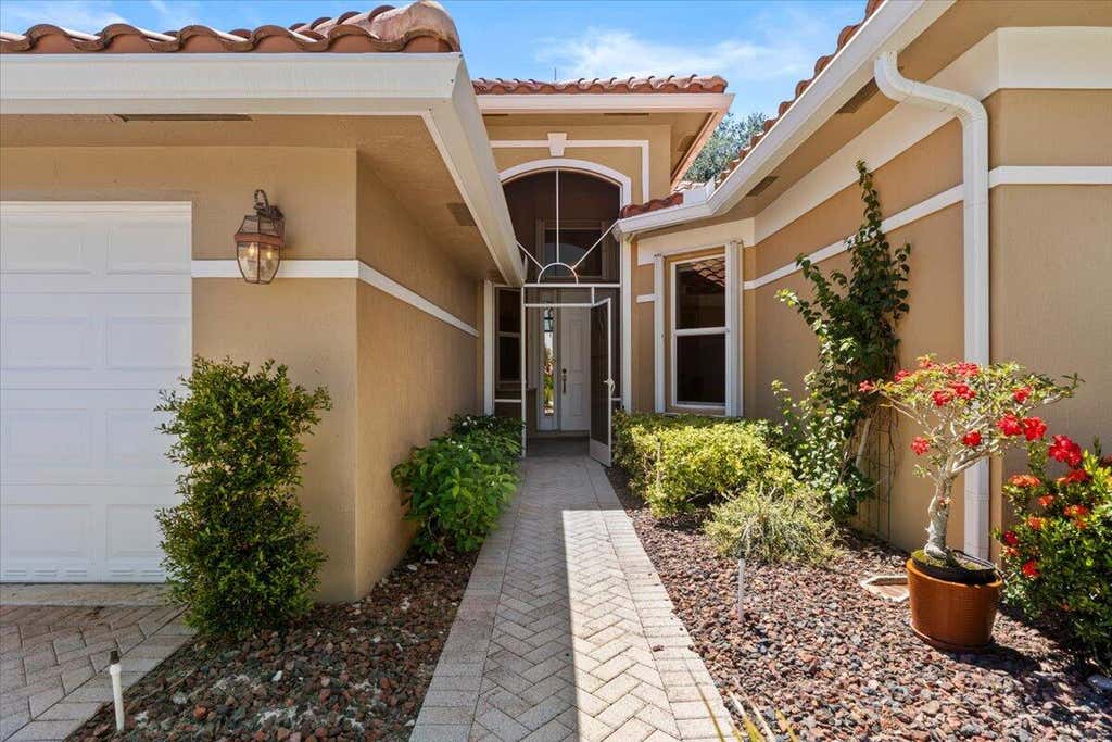 Photo of 6634 JOG PALM Drive, Boynton Beach, FL 33437 (MLS # B26064350)