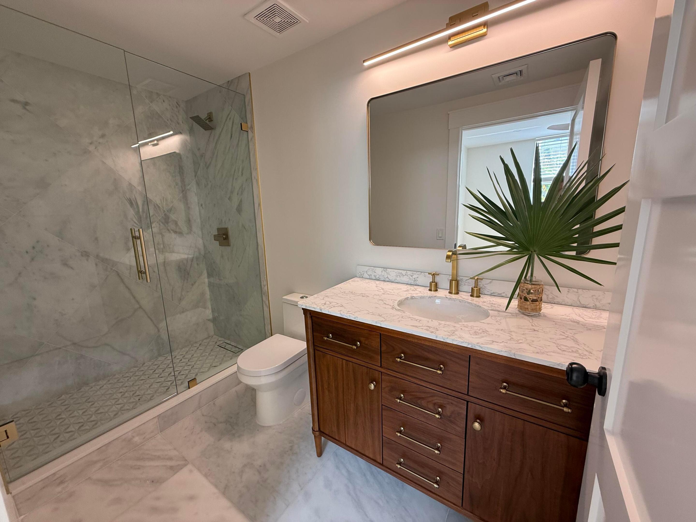 COURTYARDS IN CITYPLACE CONDO - Residential