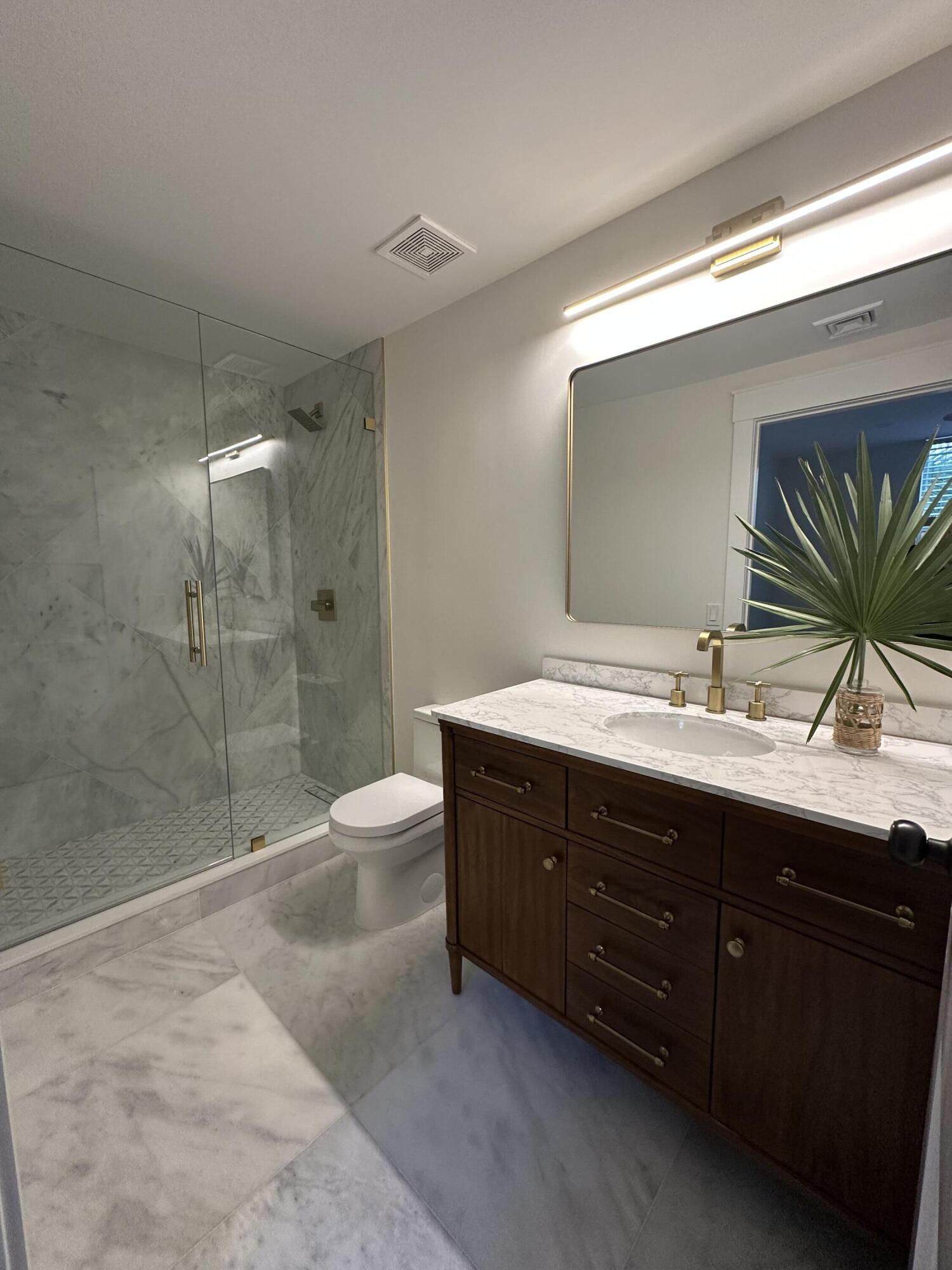 COURTYARDS IN CITYPLACE CONDO - Residential