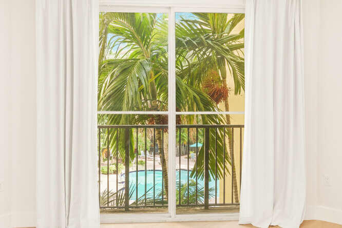 COURTYARDS IN CITYPLACE CONDO - Residential