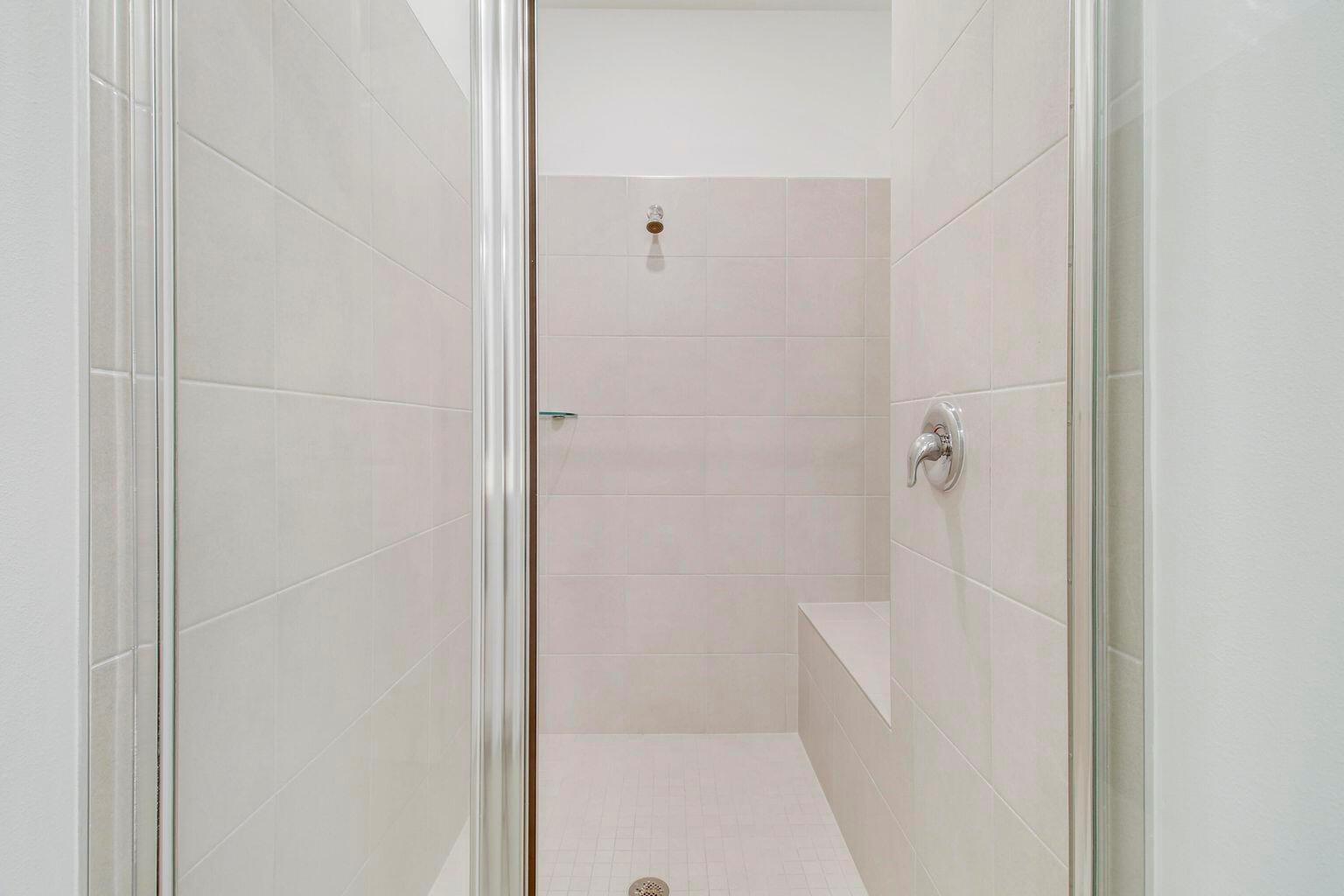 AVALON TRAILS AT VILLAGES - Residential Lease