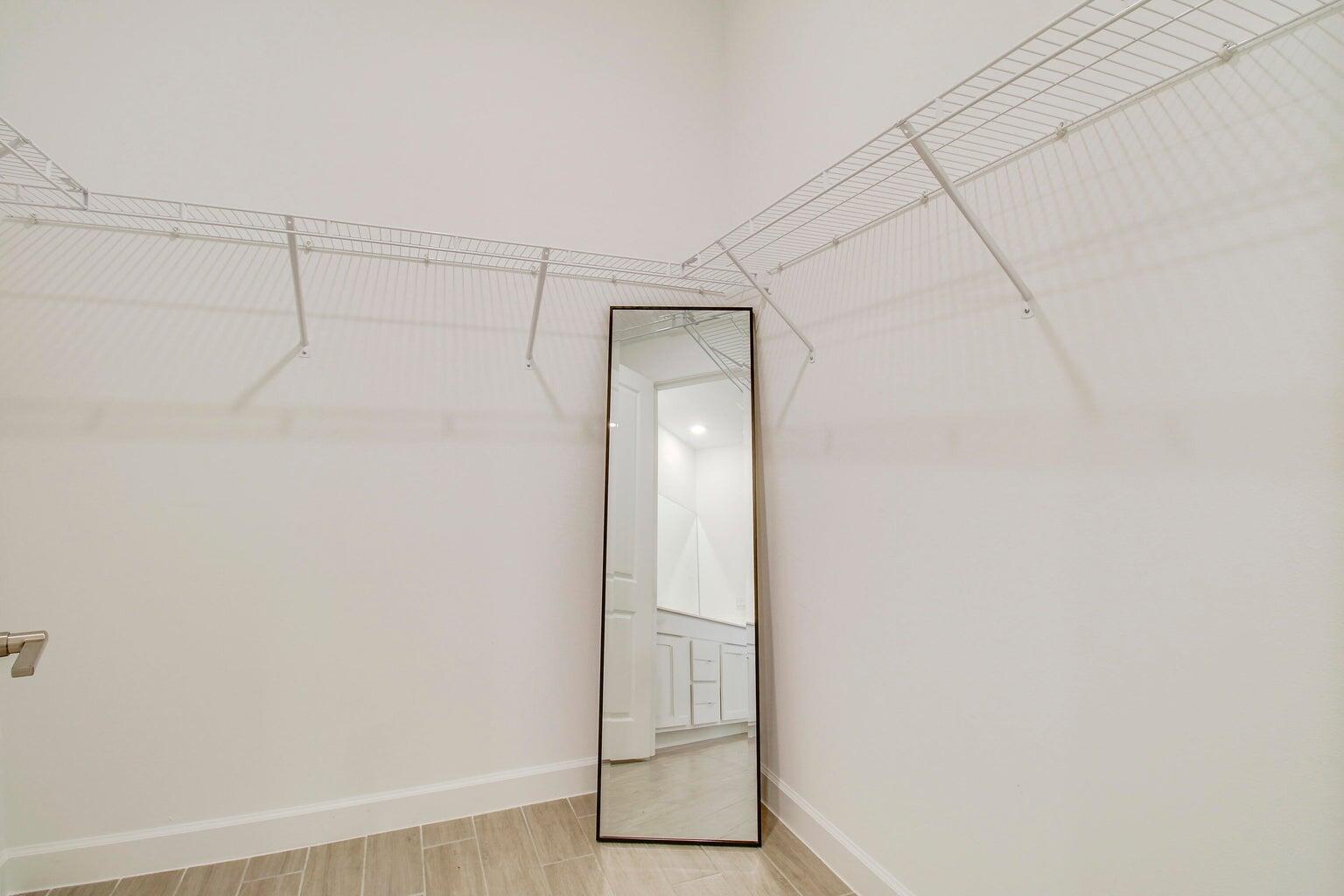 AVALON TRAILS AT VILLAGES - Residential Lease