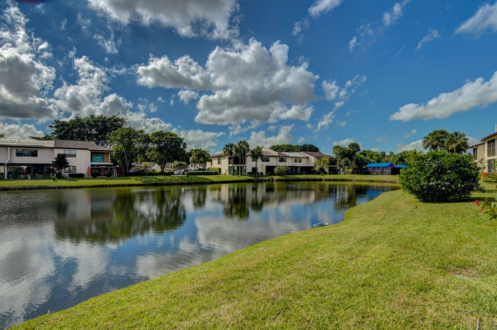 Photo of 7911 Eastlake Drive #H, Boca Raton, FL 33433 (MLS # B26017543)