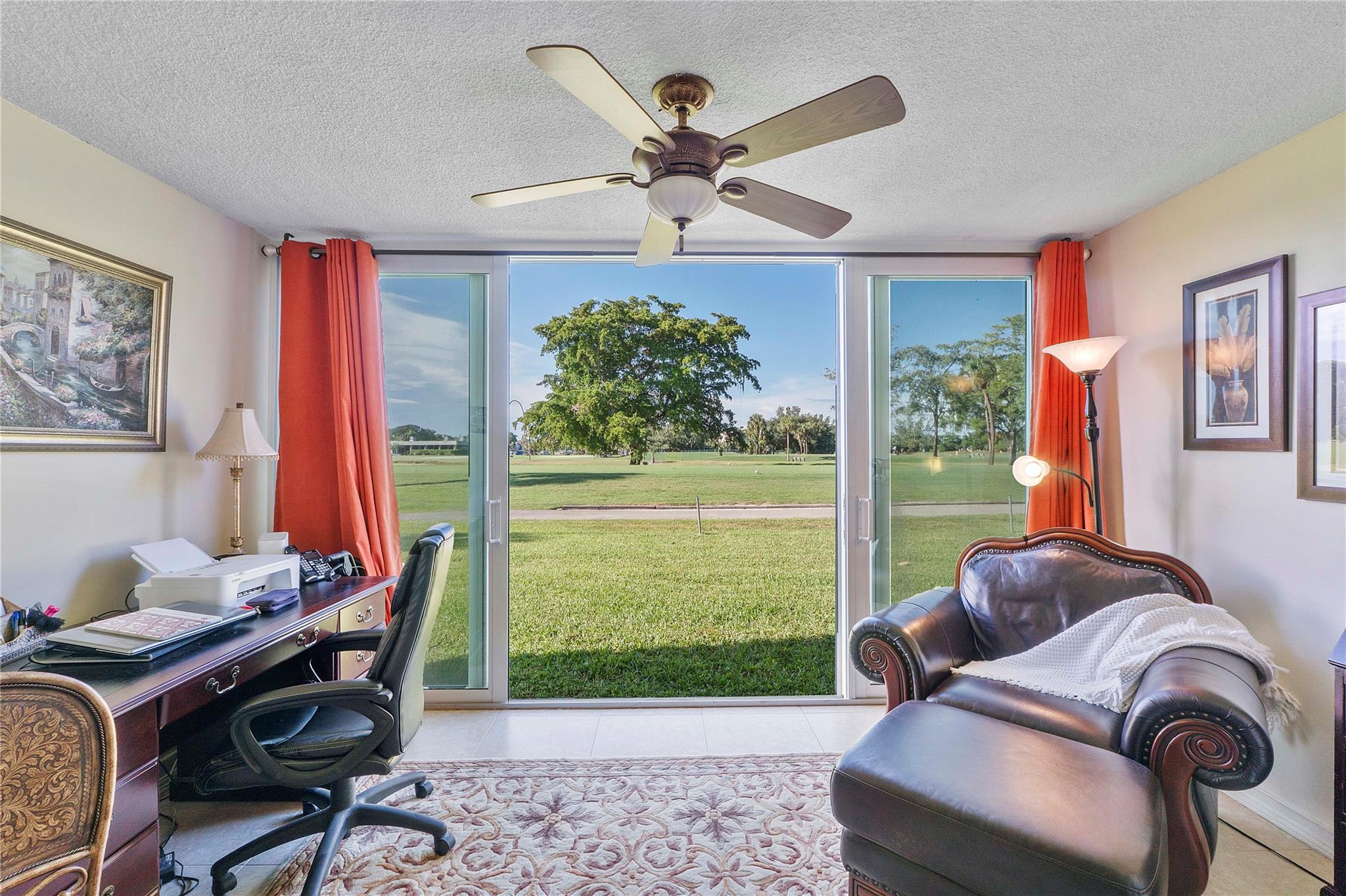 Palm Springs 2 - Residential Lease