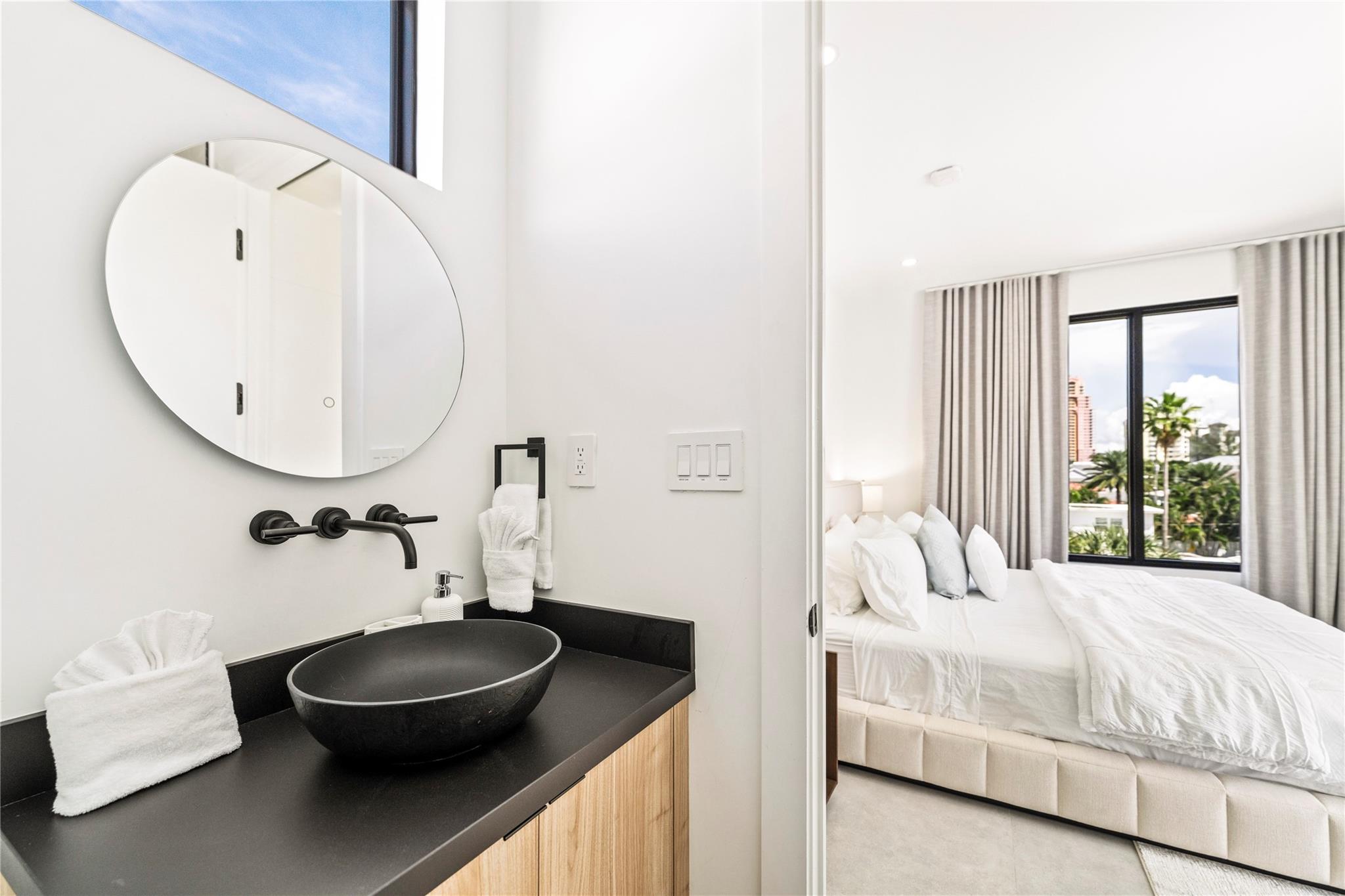 Las Olas By The Sea Ext 7 - Residential Lease