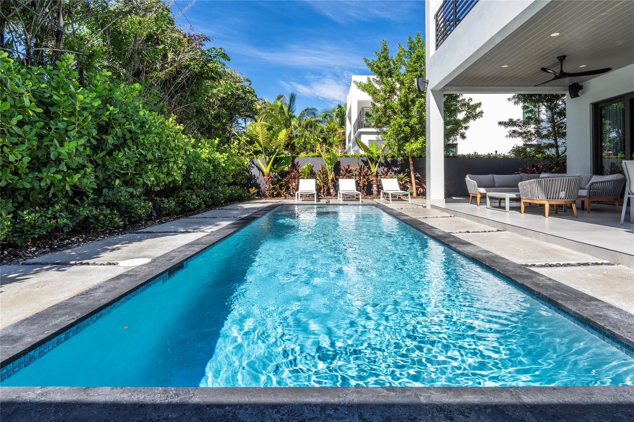 Las Olas By The Sea Ext 7 - Residential Lease