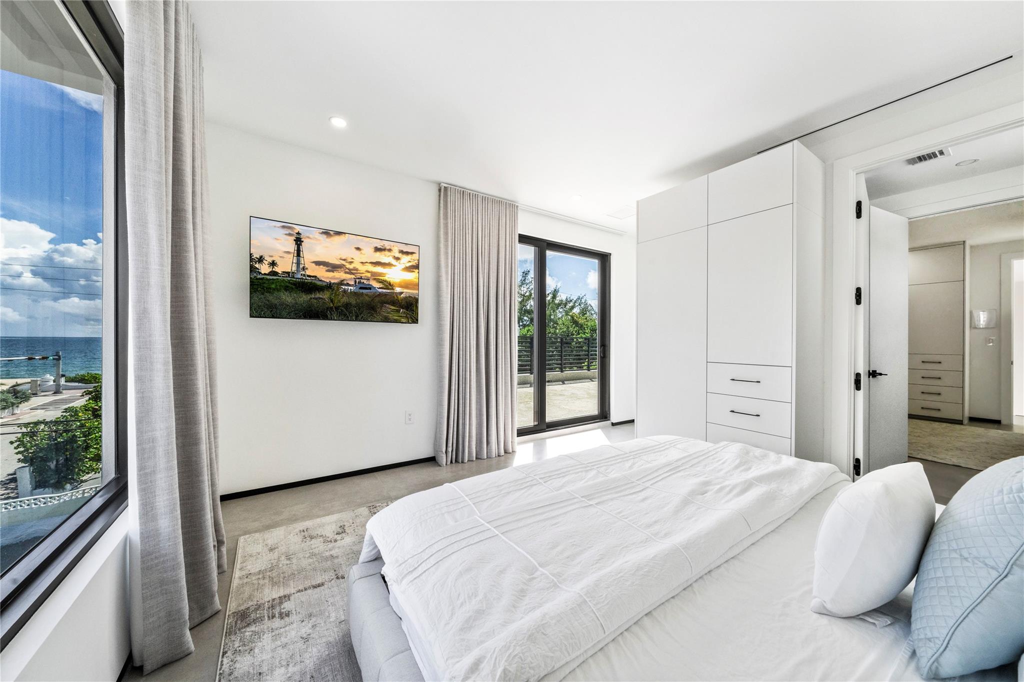 Las Olas By The Sea Ext 7 - Residential Lease