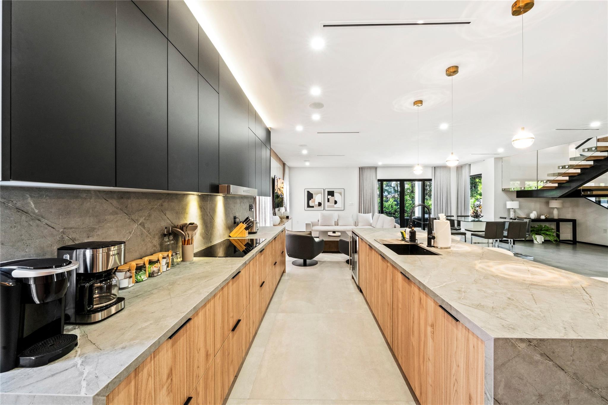 Las Olas By The Sea Ext 7 - Residential Lease