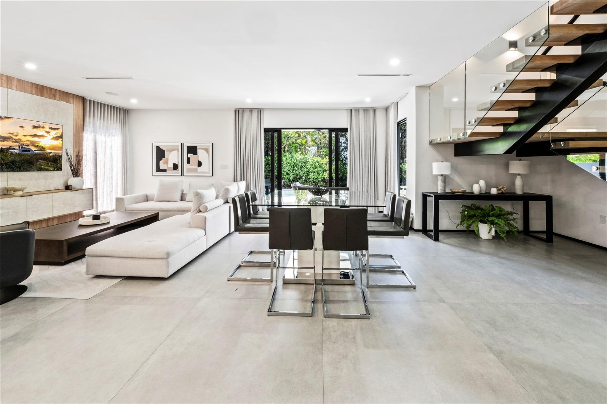 Las Olas By The Sea Ext 7 - Residential Lease