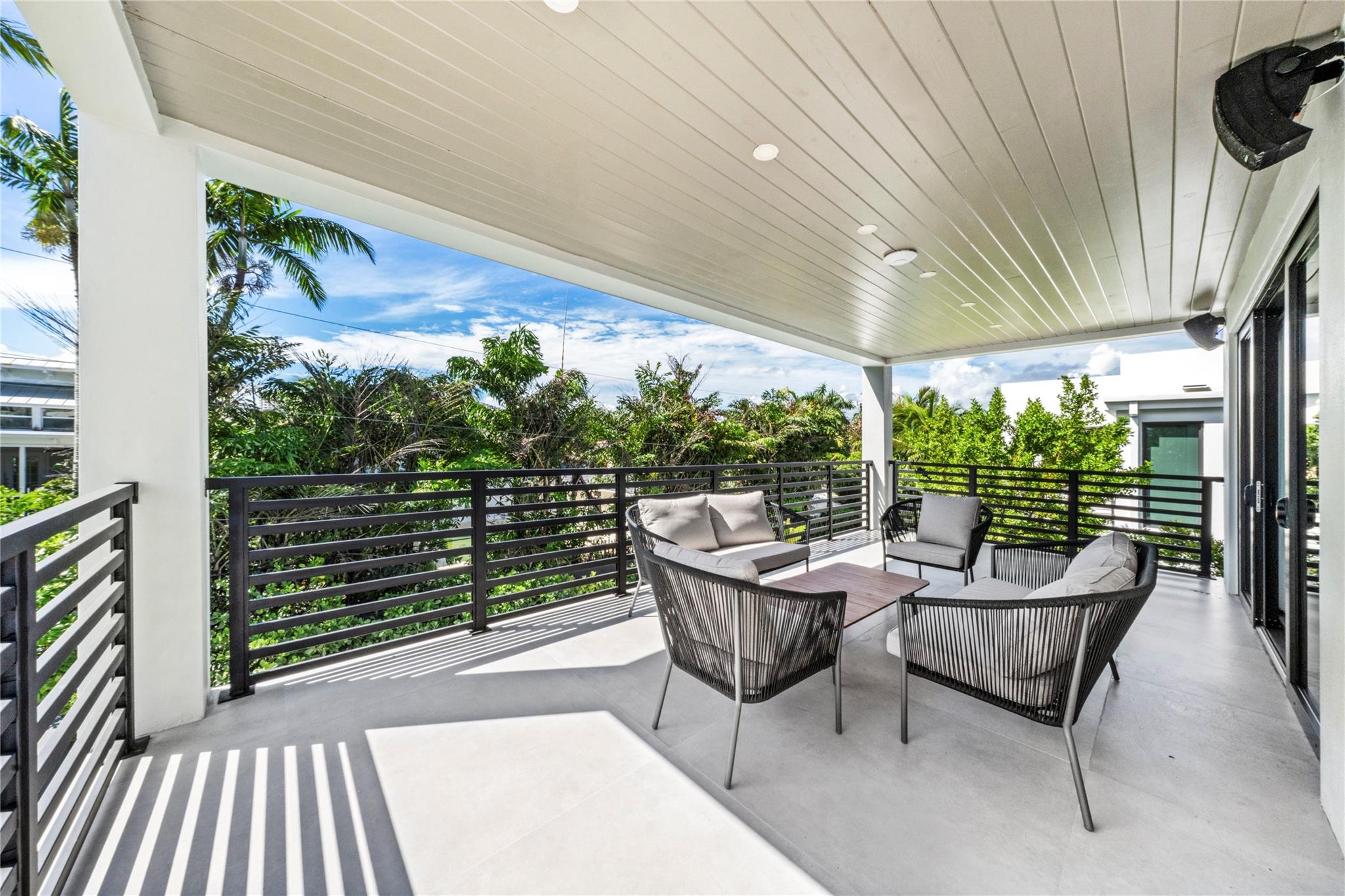 Las Olas By The Sea Ext 7 - Residential Lease