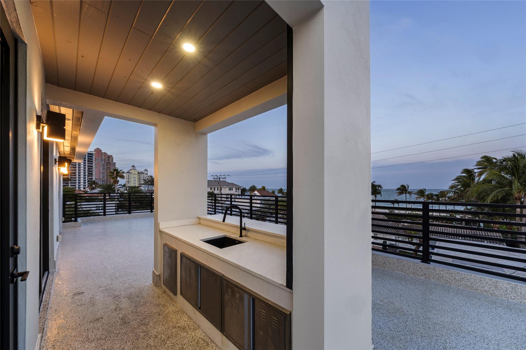 Las Olas By The Sea Ext 7 - Residential Lease