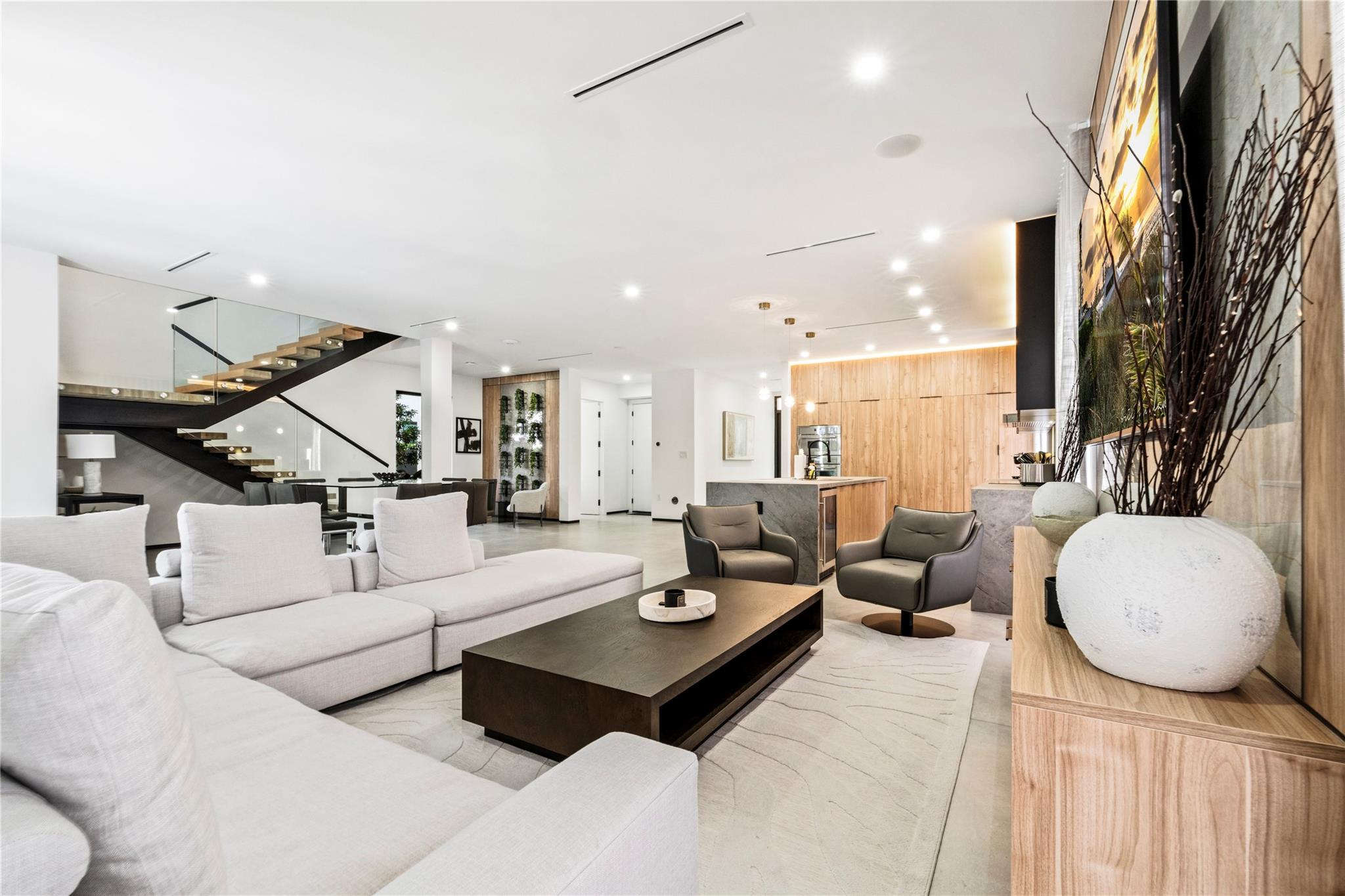 Las Olas By The Sea Ext 7 - Residential Lease