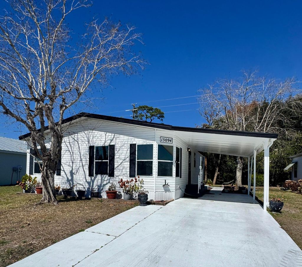 Photo of 15094 Agulia Avenue, Fort Pierce, FL 34951 (MLS # R11166208)