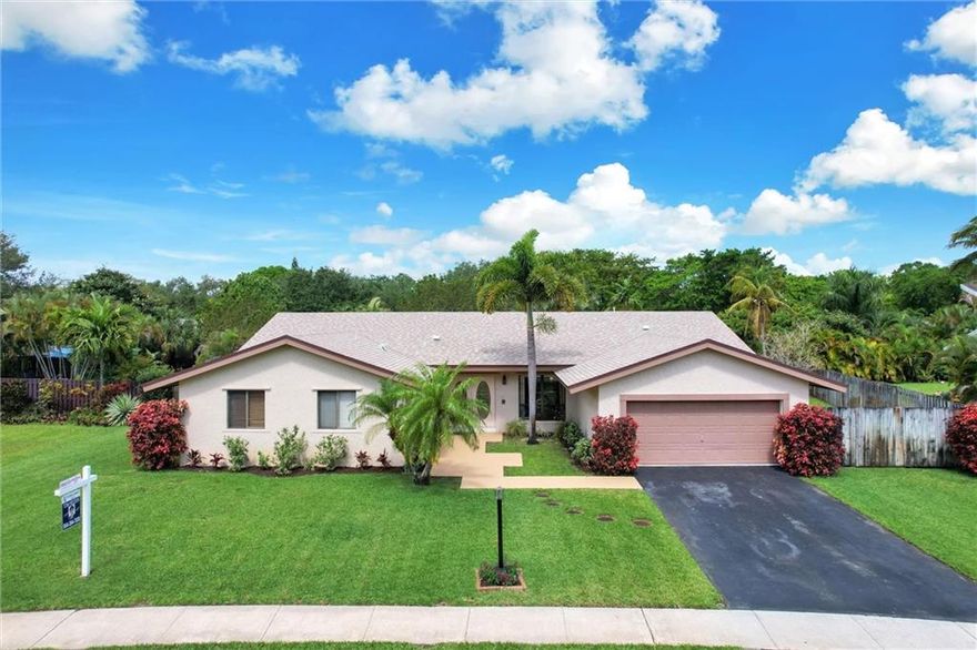 This well maintained 4 Bedroom 3 Bath home was one of the original models in Plantation Harbor.  The kitchen and baths have been renovated and the appliances are newer. With one of the larger lots in the harbor you have plenty of room for a pool and parking for your boat or RV. behind the double wide gate. Roof is less than 2 years old. 2 AC units are about 8 years old-HWH 1 year...Electric has been upgraded-for your convenience the attic has a pull-down ladder for access-large closets plenty of storage. Screened patio across the back of house for additional entertaining space.  Walking distance to all 3 levels of schools close to Heritage Park and Happy Tales Dog park EZ access to major highways and very convenient shopping within about 2 miles Great Location and NO HOA PLEASE NOTE PROPERTY SQUARE FOOTAGE IS NOTED TO BE LARGER THAN THE TAX ROLL INFORMATION TO BE VERIFIED.