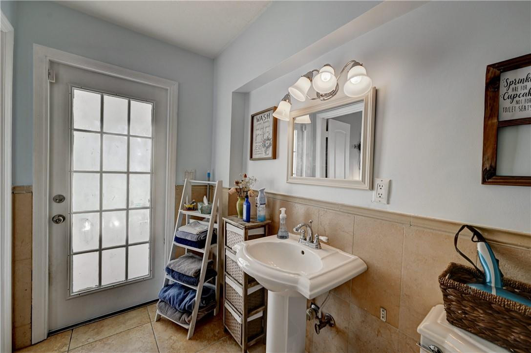 Pasadena Lakes West 69-37 - Residential