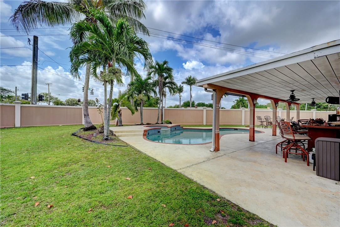 Pasadena Lakes West 69-37 - Residential