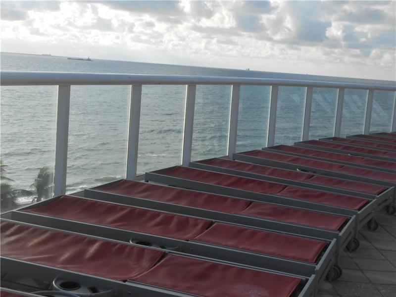 q club resort & residence - Residential