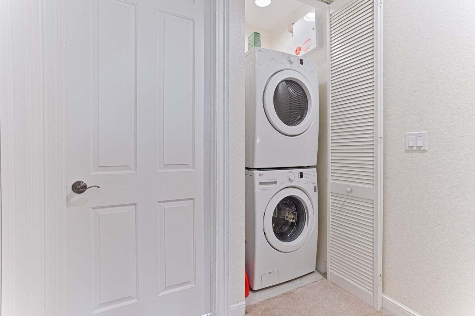 CITYSIDE CONDO - Residential Lease