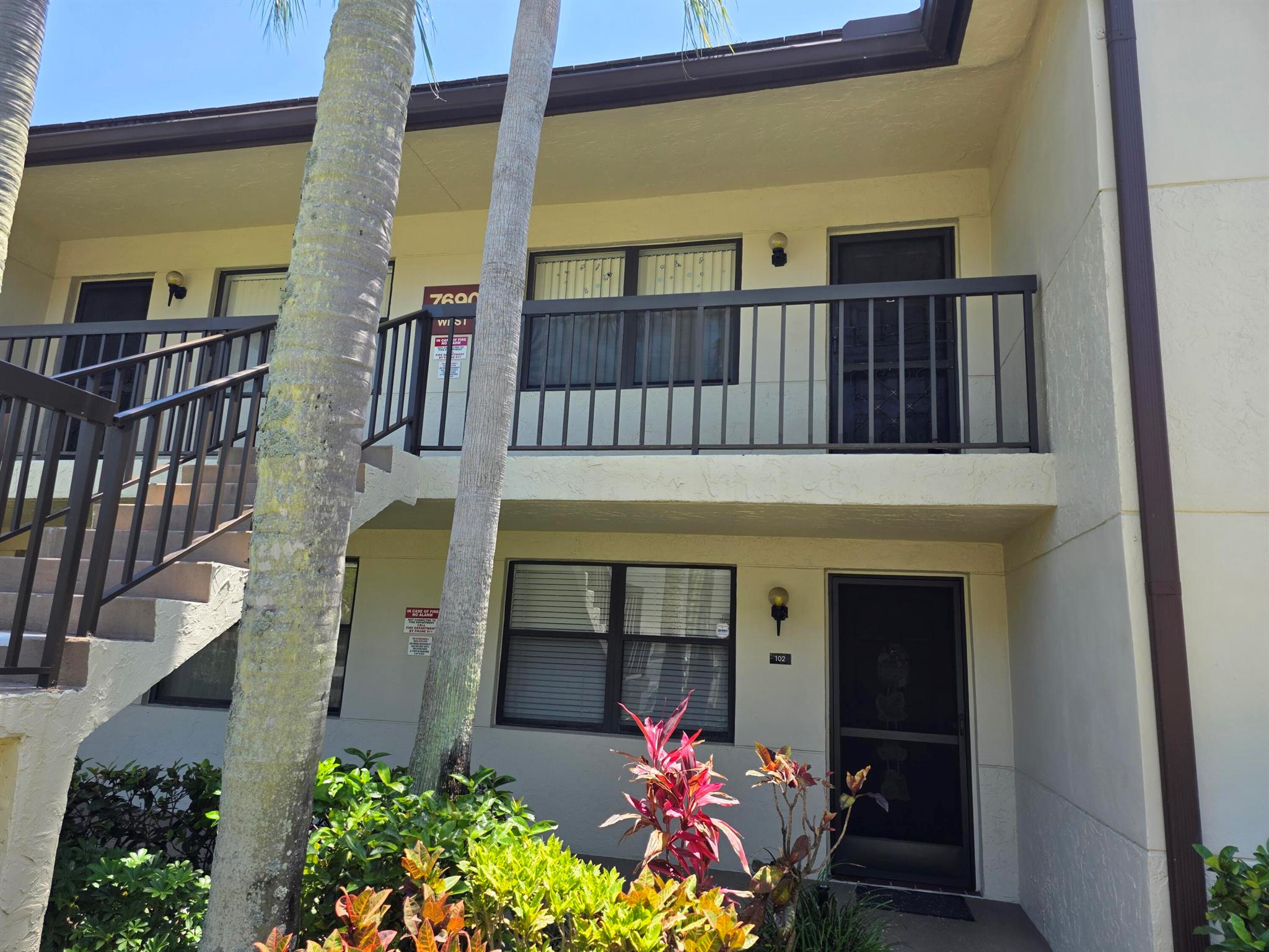7690 Tahiti Lane 202