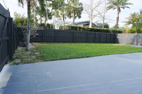 Tiny photo for 1498 NE 38th Street, Oakland Park, FL 33334 (MLS # B26001674)