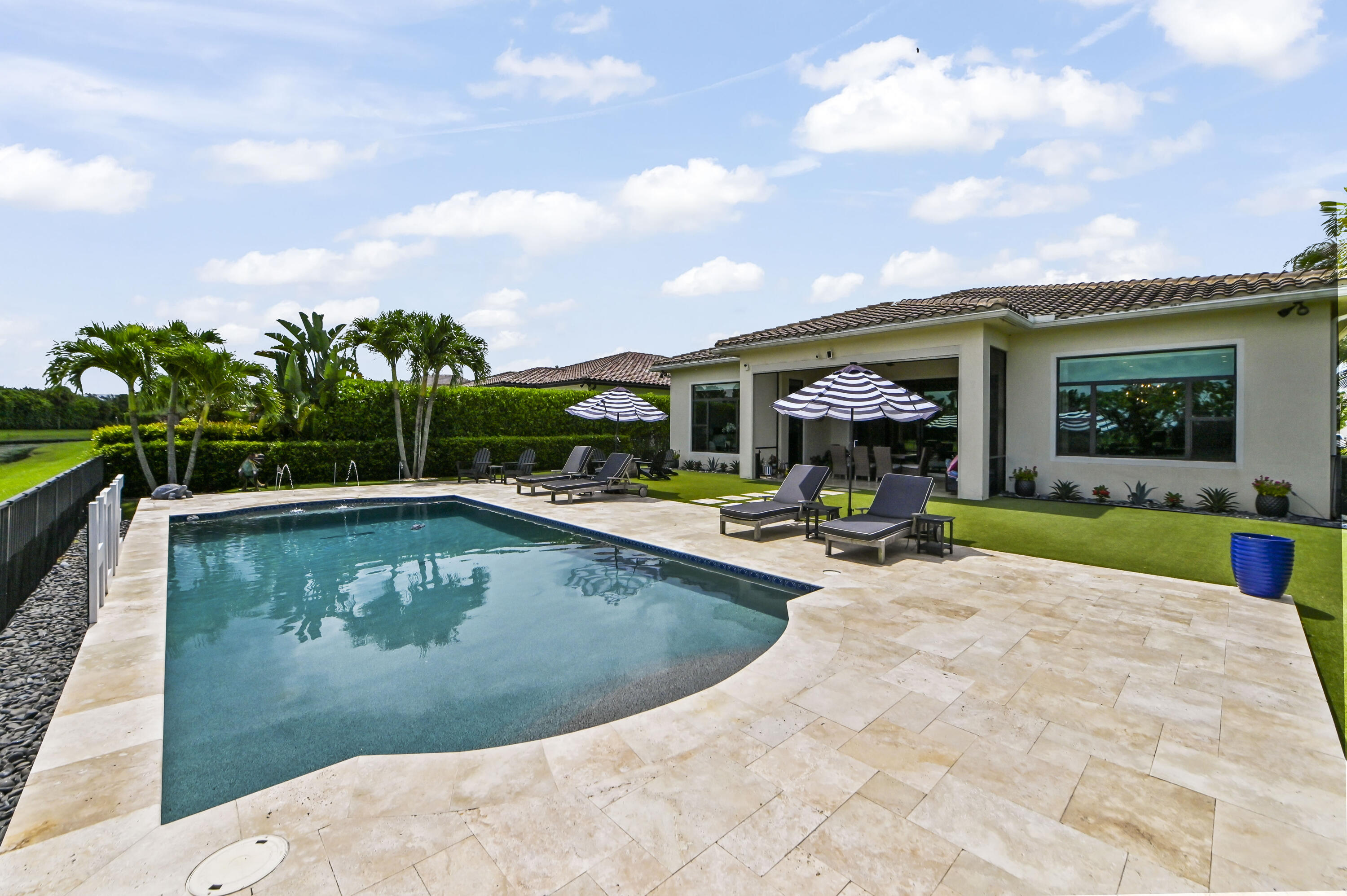 9307 Grand Prix Lane