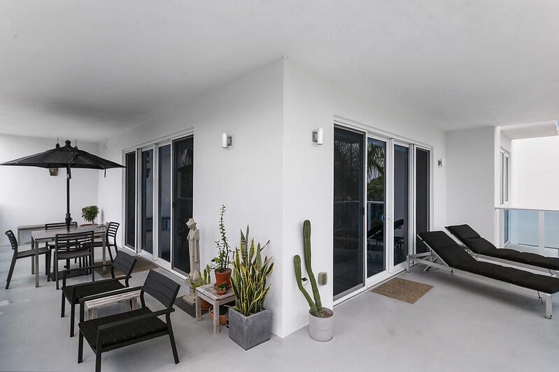ONE LUXURY CONDO - Residential